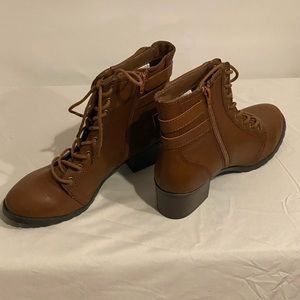 Women boots